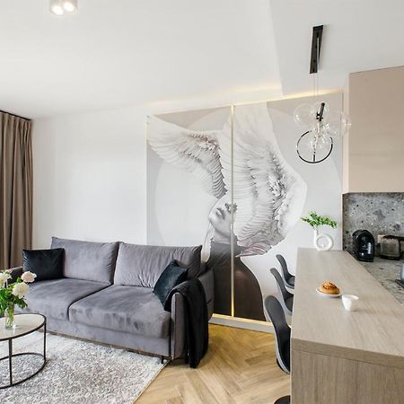 Sky Home- Angel Apartament -Neopolis, Centrum, Parking, Klimatyzacja, Dostep Na Kod Lodz  Luaran gambar